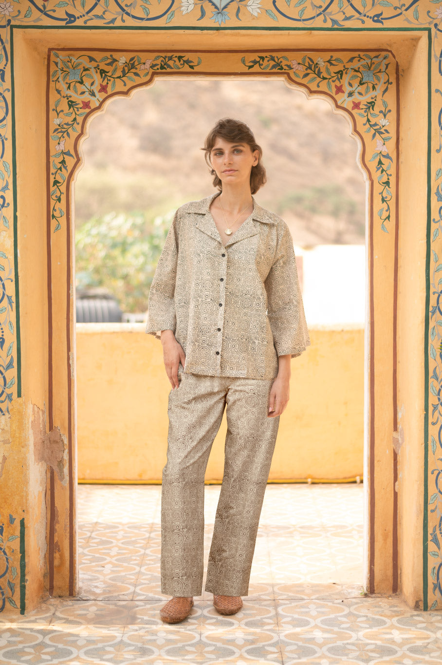 Riyal - Women's Loungewear Set with Pant